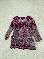 Flattering INC loose fitting top