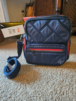 BRAND NEW LUG WRANGLER CROSSBODY NAVY BAG!