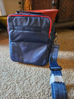 BRAND NEW LUG WRANGLER CROSSBODY NAVY BAG!