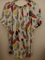 Nice Women's 1X & Large Designer Tops * Excellent! *