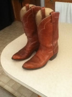 Tony Lamas 9 with big calf {mens }