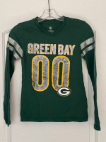 GREEN BAY PACKERS (NFL)  GIRL'S LONG SLEEVE TOP (Med) by NFL