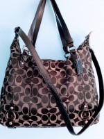 COACH BLACK/GRAY LOGO PURSE/BAG