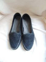 New Earth Origins Women's Leather Slip On Flats Size 7
