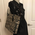 Authentic Coach Signature Canvas khaki/Leather Gallery Tote bag