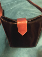 Wonderful small bucket bag