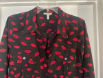 JOIE BLACK BLOUSE RED LIPS PRINT Sz Small NEW