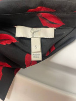 JOIE BLACK BLOUSE RED LIPS PRINT Sz Small NEW