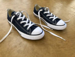 Kid's Converse All Star Low Top Navy Size 3 Like New