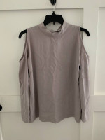 Aritzia Wilfred cold shoulder tie back blouse size XS taupe colour