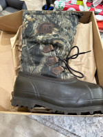 Boot Mens size 9