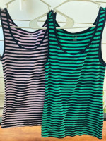 2 stretchable Gap tank tops - women's medium