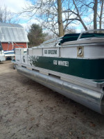 20ft Misty Harbor pontoon