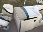 2001 Bennington pontoon 22 foot mercury with Trailer