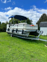 Tahoe Playbuoy Pontoon Boat