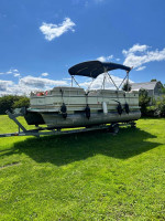 Tahoe Playbuoy Pontoon Boat