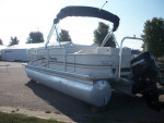 Premier 22FT Pontoon