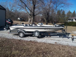 Bass boat