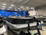2023 BENNINGTON 23 LTSB BOWRIDER TRITOON MERCURY 200-SALE!!