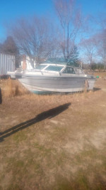 Marathon boat