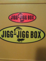 JIGG JIGG BOXES FOR SALMON AND TROUT WITH STREAMERS AND FLYS