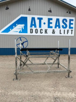Used Boat & Pontoon Lifts