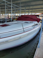 Sea Ray 1993 33' EC (New Lowered Price)