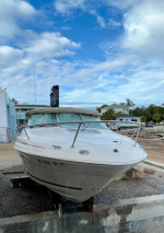 Sea Ray 215 cuddy cabin
