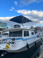 Harbor Master houseboat with Liveaboard