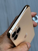 IPhone 11 Pro Max 256g AT&T and Cricket