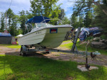1969 Thunderbird Comanche boat with motor and trailer
