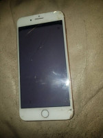 IPHONE  8 Plus 64 Gigabyte unlock Work Great - Glass crack