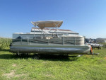 2000 Premier Alante 4stroke 120HP