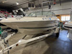 18' Sea Ray w/ Mercruiser 4.3L and trailer
