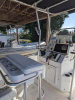 2007 nautic star 21 center console