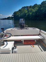 Classic Boston Whaler 13