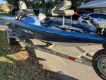 nice 16ft turnkey nitro bass boat motor and trailer