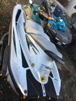 PWC/Jetski Yamaha 800XLT for sale w. trailer