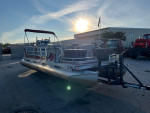 26' Pontoon Boat for sale -115 HP - Many recent updates
