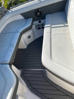2020 Sea Ray 25 feet