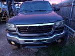 2004 GMC 2500 4 DOOR 4x4 6.0 ENGINE 6 INCH LIFT KIT