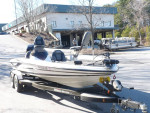 Triton 19 Ft Bass Boat, Mercury 225 HP with LOW HOURS