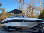 21' Rinker 21QX Just Like New!