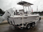 **CLEARANCE 2023 Sea Pro 208 Deluxe Bay Series Center Console**