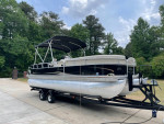 👍**09 TRITOON with Trailer & 225HP ENGINE…RUNS EXCELLENT!!