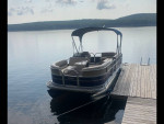 Suntracker Party Barge 18 DLX