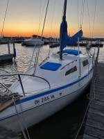 1977 Bayliner Buccaneer 240 Sailboat