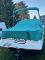 1993 Rinker 260 Fiesta Vee