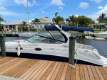 2004 Sea Ray 280 Sundancer equiped with Starboard engine