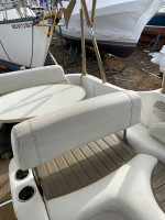 27 foot cabin cruiser